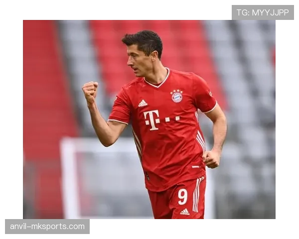 莱万多夫斯基职业生涯十大遗憾：金球奖旁落与国家队辉煌未成双璧