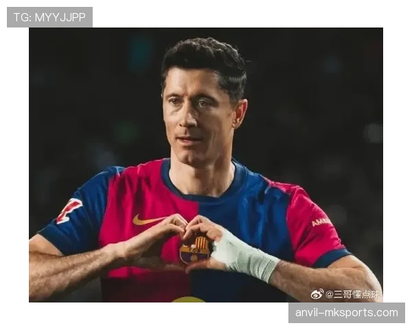 波兰球星成功加盟巴萨，为新赛季注入关键动力