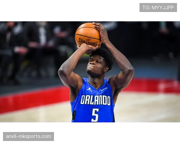 若昂·坎塞洛近期表现稳健，攻防两端持续提升