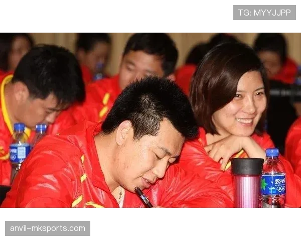 庞伟训练完回家还得给老婆做饭？