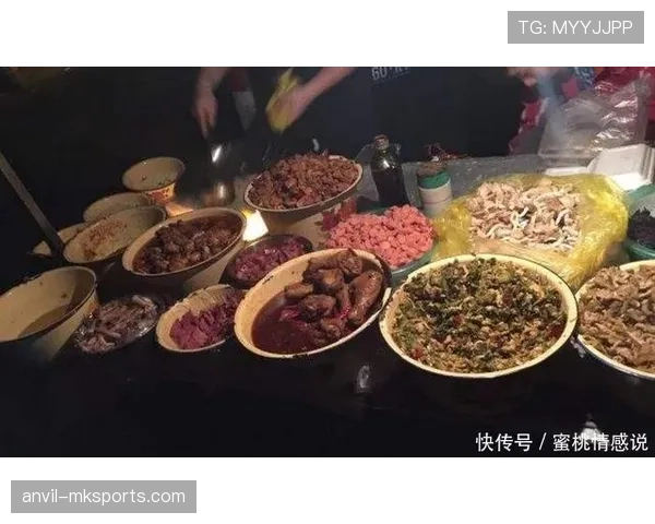 程语轩训练完直接拎爱马仕去吃夜宵？